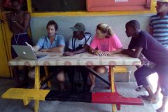 Belinda-Morrow�-drivers-and-fisherfolks-at-informal-training-session-with-Andrew-Ross-